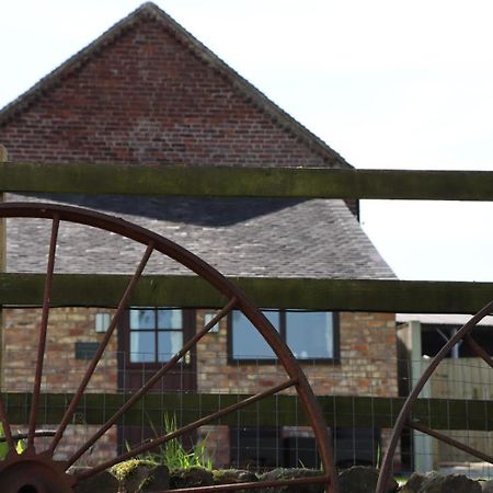 Malthouse Farm Cottage Studio Dilhorne Exterior photo