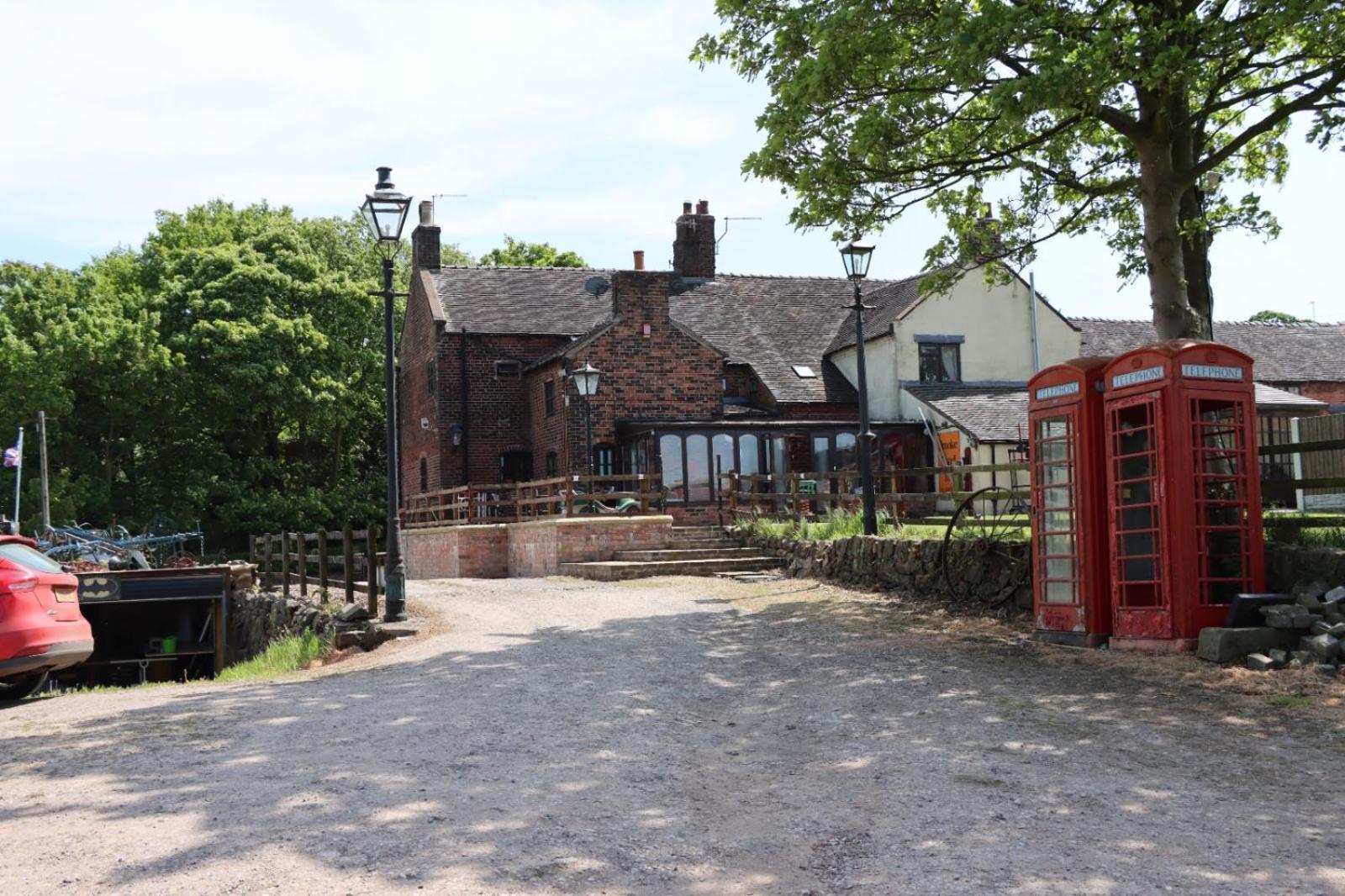 Malthouse Farm Cottage Studio Dilhorne Exterior photo